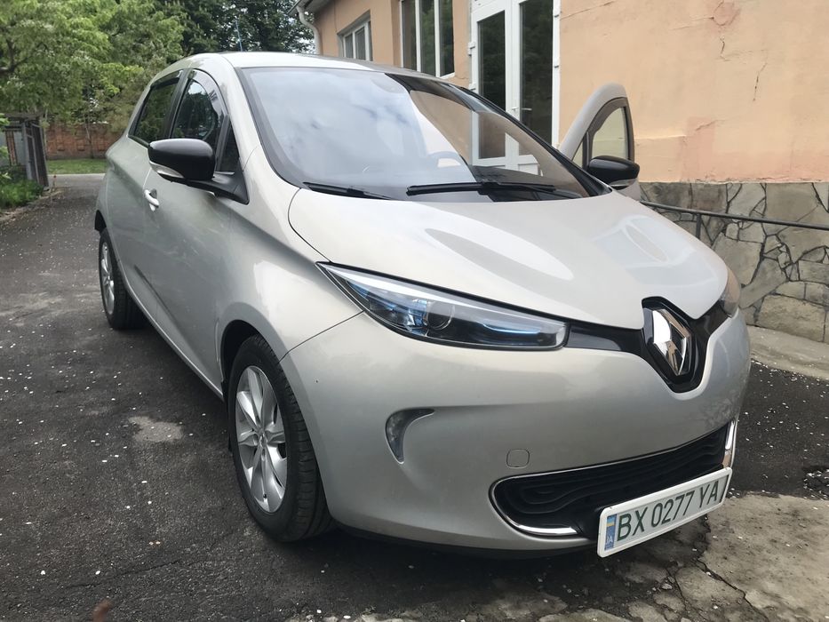 Renault Zoe рено зое