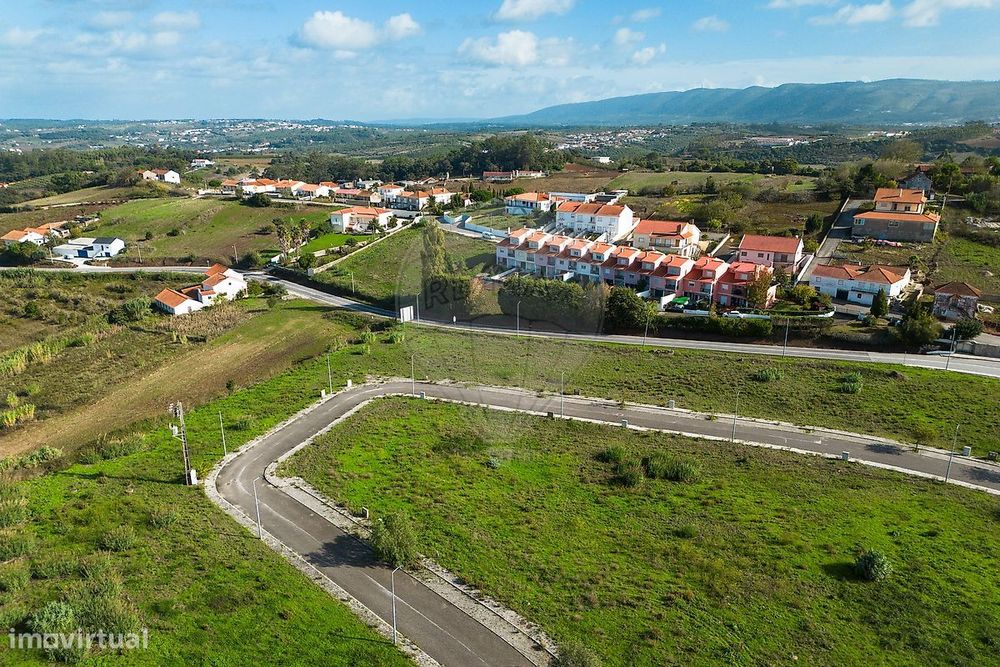 Terreno  para venda — Évora de Alcobaça, Leiria