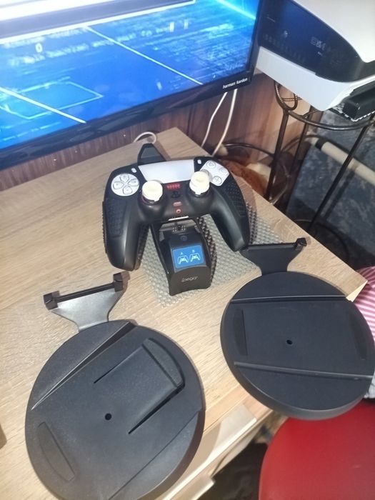 Підставка для консолі  ps5
