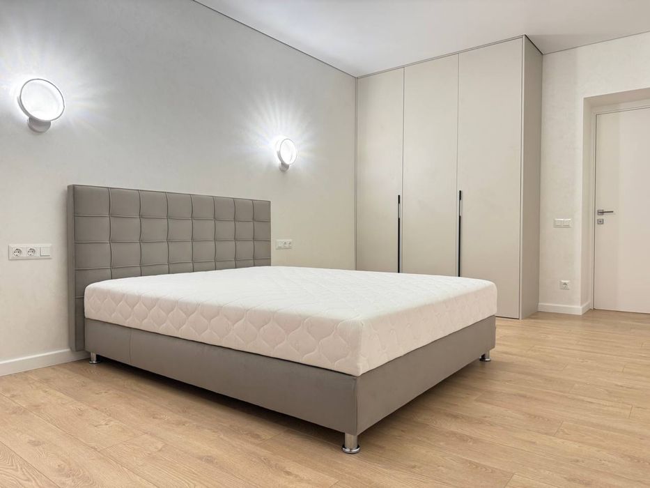 Велика 1-кімнатна в ЖК «На Щасливому». 49 м2. Вул. Студенська 32 !!!