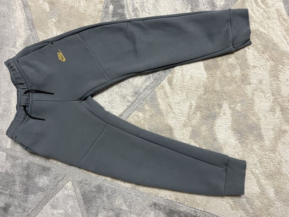 Штани спортивні на хлопчика Nike Tech Fleec 100 % оригінал