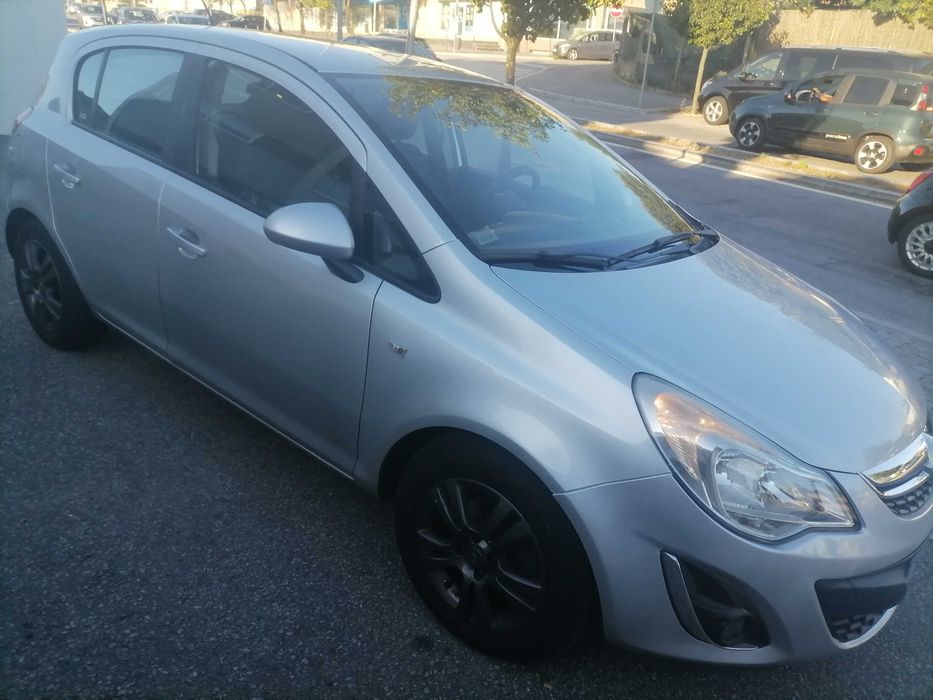 Opel Corsa 1.3 cdti 5P 190000 km bom preço impecável
