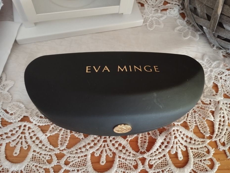 Nowe eleganckie etui  Eva aminge na okulary czarne czarne luksusowe