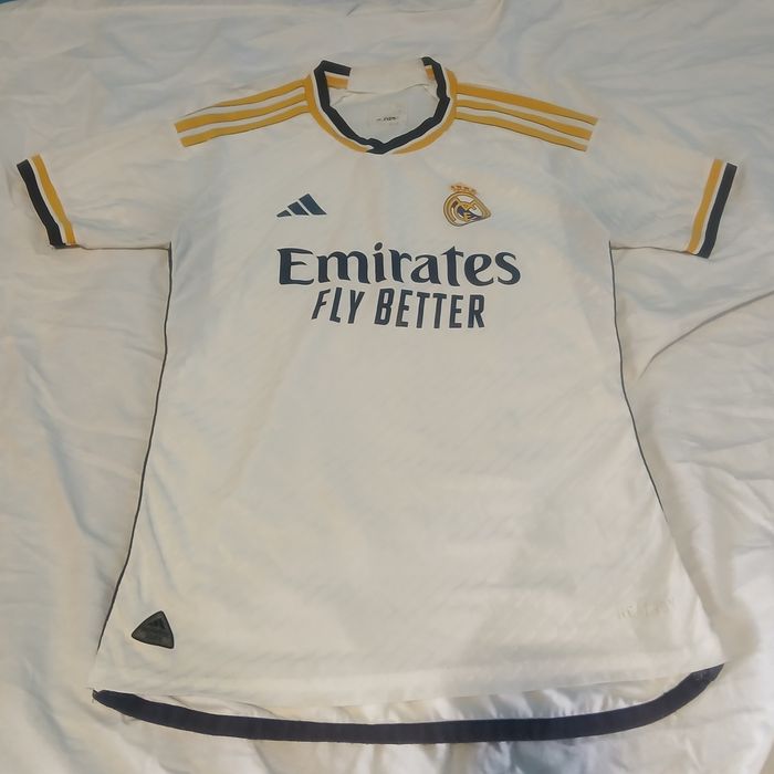 Vendo camisola do Real Madrid original