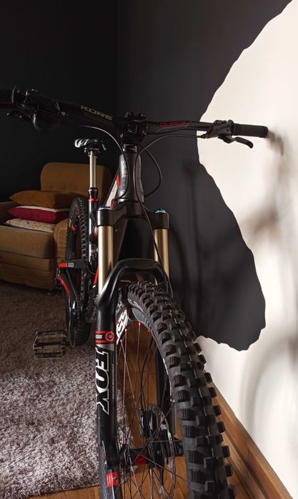 Enduro Saracen Ariel 151 Rodas Carbono