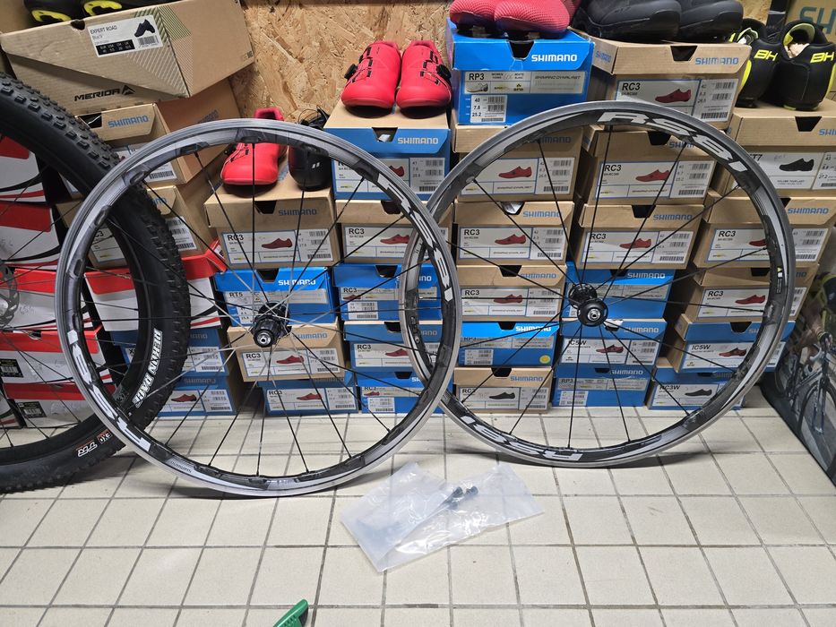 Rodas de carbono shimano rs81