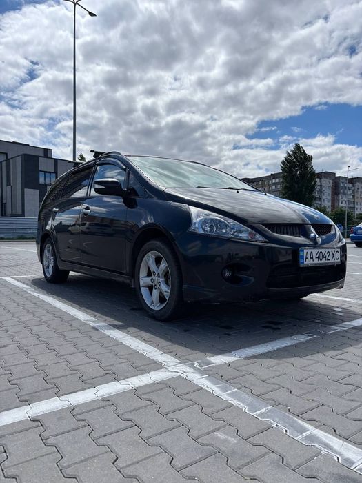 Mitsubishi grandis