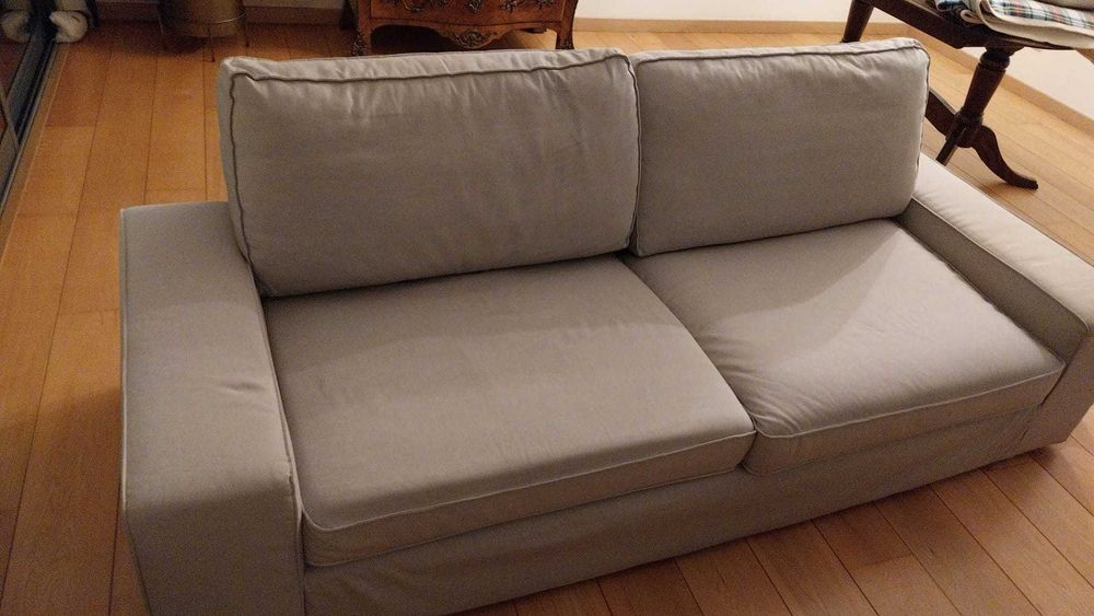 Sofá IKEA - Muito bom estado-  para 2/3 pessoas