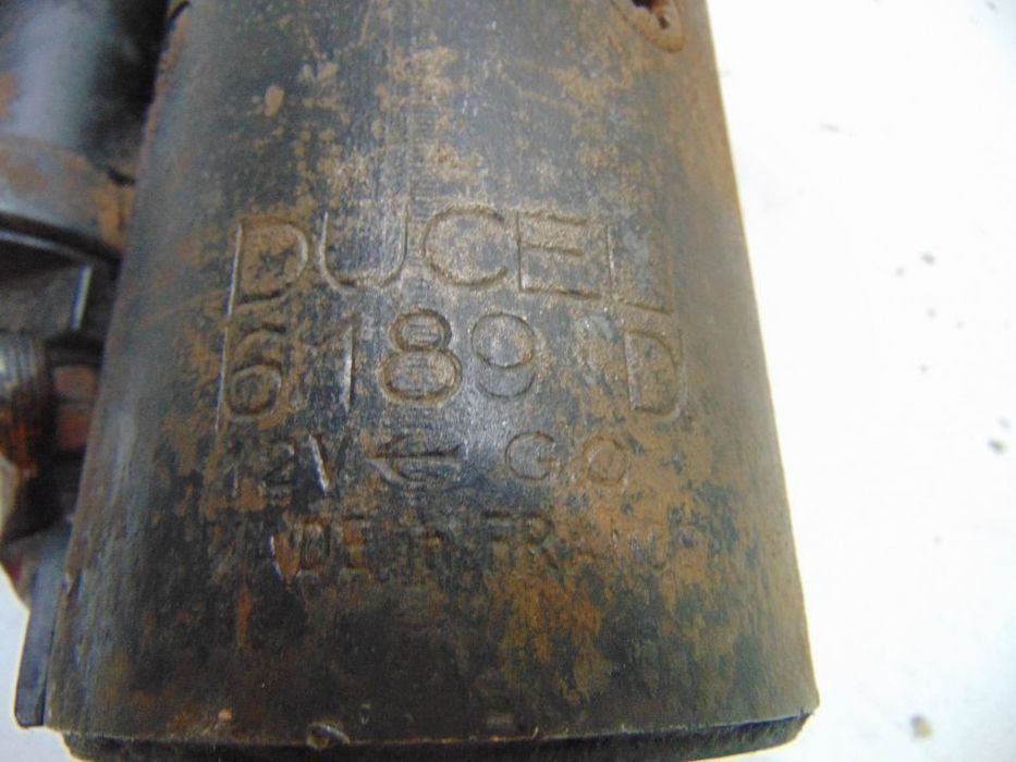 Peugeot 504/505 motor de arranque " usado em bom estado