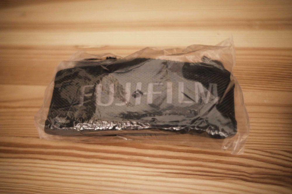 Fujifilm Fuji X-T4 XT4 Mirrorless Digital Camera