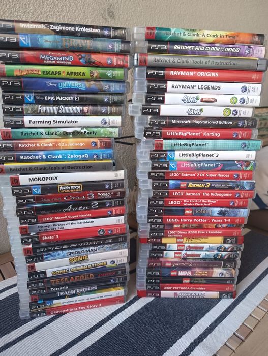 Konsola PlayStation 3 PS3 Slim Dysk 500GB + 2 pady bezprzewodowe + HDMI  / Gry dla dzieci Minecraft Move Buzz