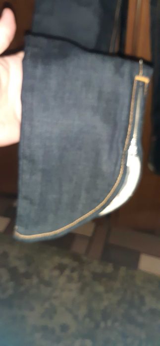 джинси жіночі Італія