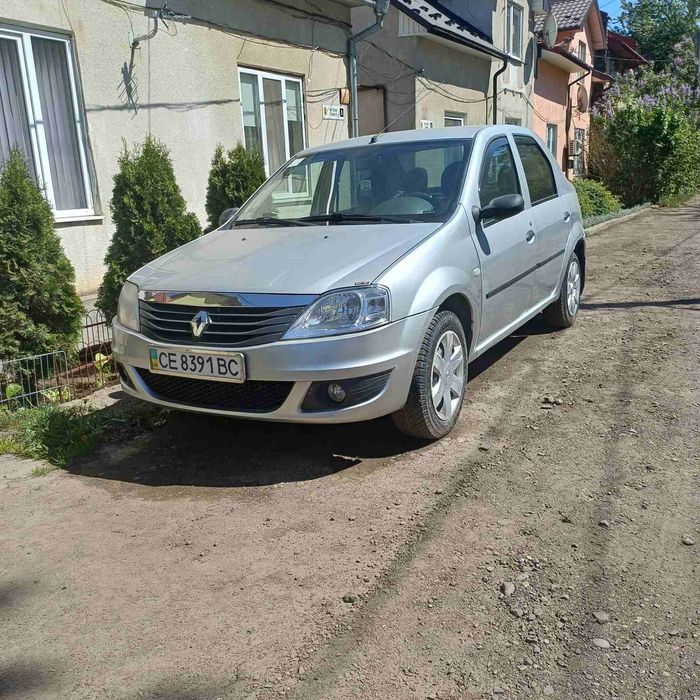 Продається Renault Logan 2011 .