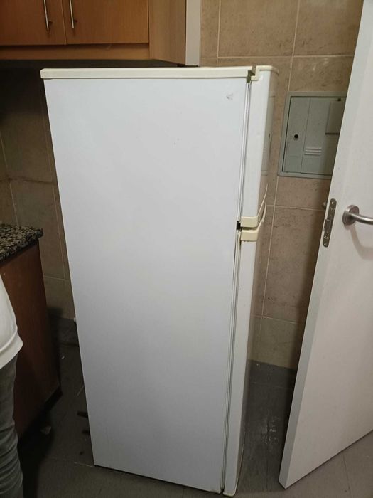Frigorifico em segunda mão