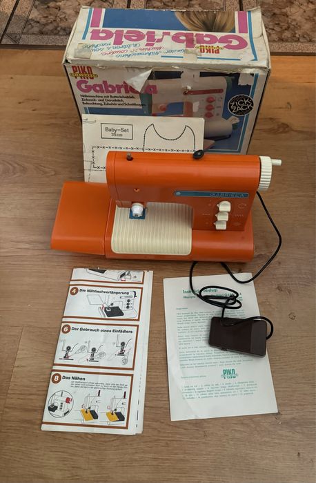 Maszyna do szycia Gabriela zabaka PRL-u