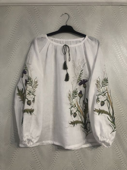 Жіноча вишиванка польові квіти  розмір л-хл