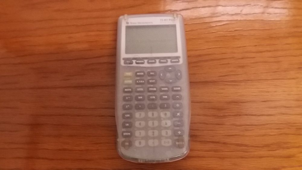 Calculadora Gráfica TI-83 Plus Silver Edition (5 x Mais Memória)