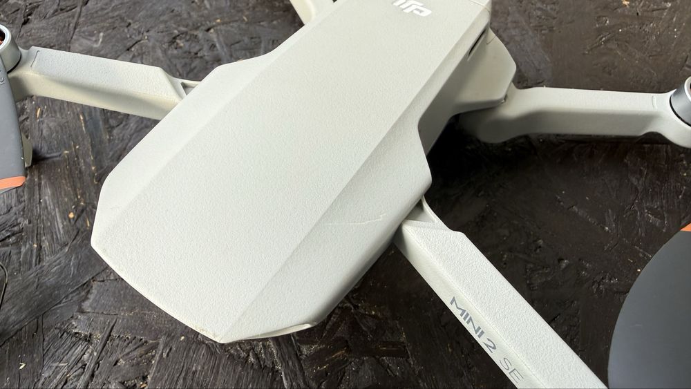 Dron Dji mini 2 se