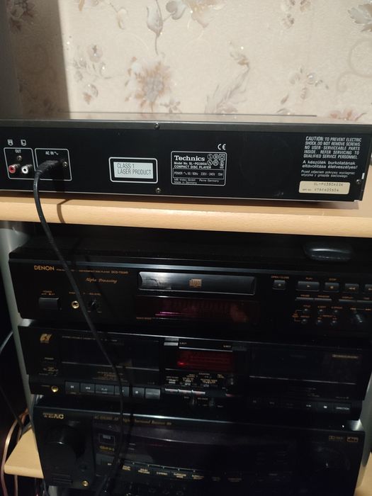 Cd-плеер techniсs SL-PG380А.