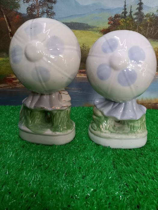 Figurki porcelanowe chłopiec i dziewczynka