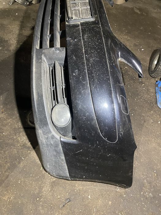 Zderzak przód halogeny spryskiwacze VW Touran 03- Caddy III