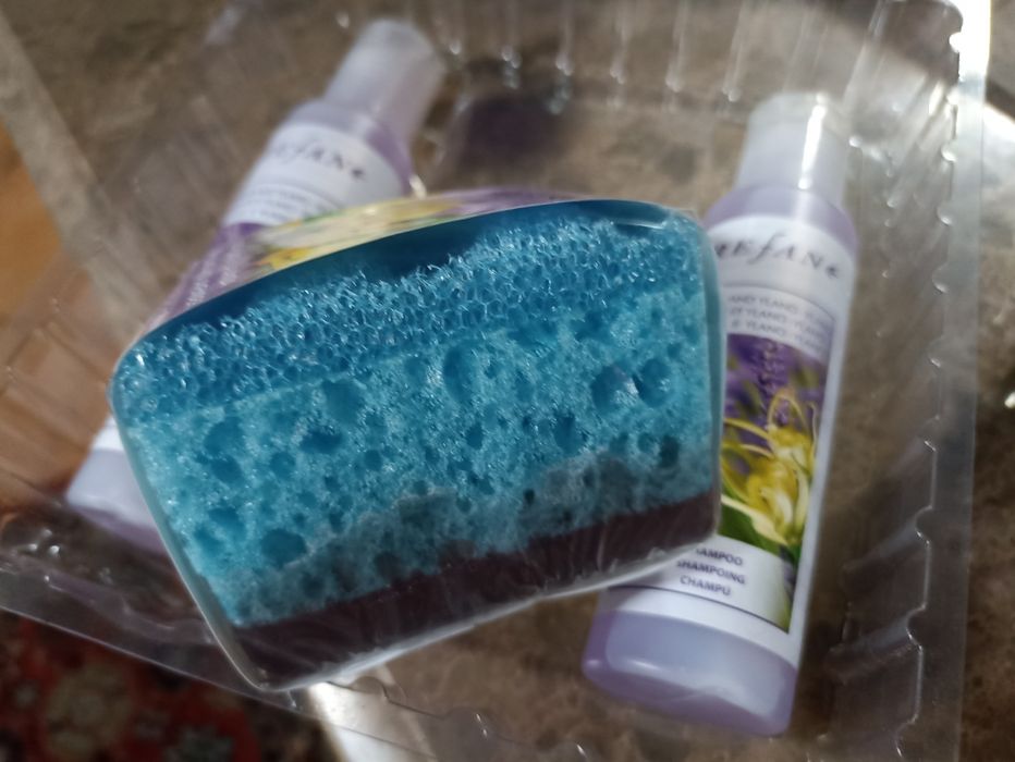 Conjunto de banho com esponja esfoliante com sabão natural de al