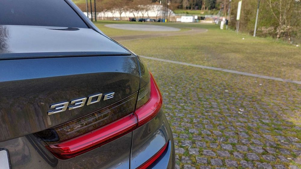 BMW 330e pack M extras Nacional