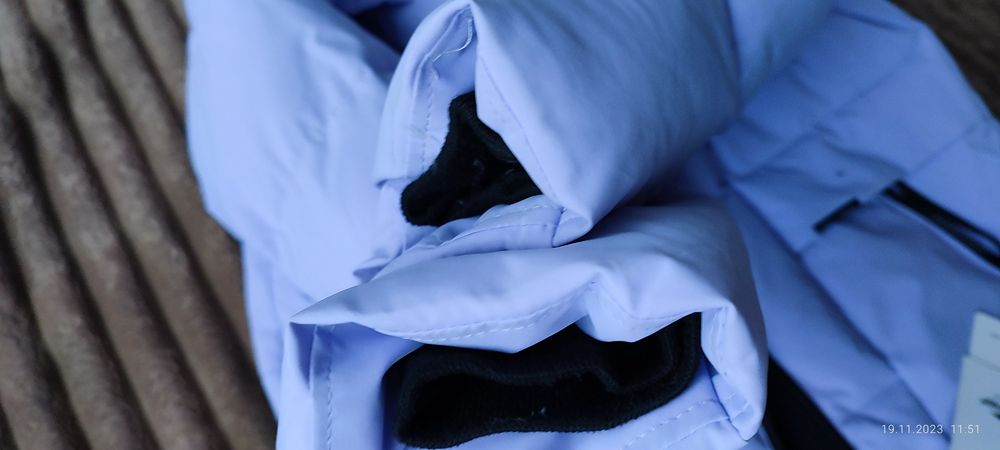 Продам куртку зима