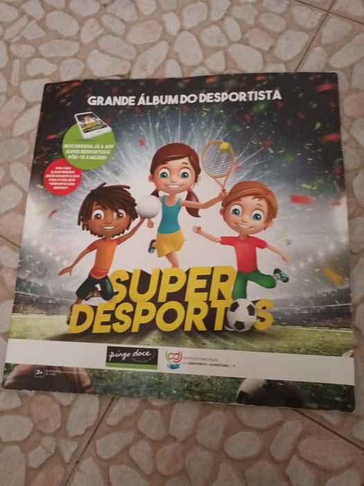 Caderneta super desportos vazia