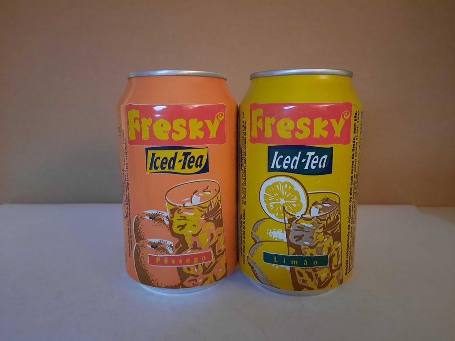 Lote de 80 latas de bebidas diversas - Nestea, Brodies, Segafredo, entre outras