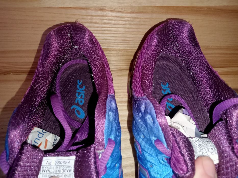 Asics Gel nr 39--25 cm