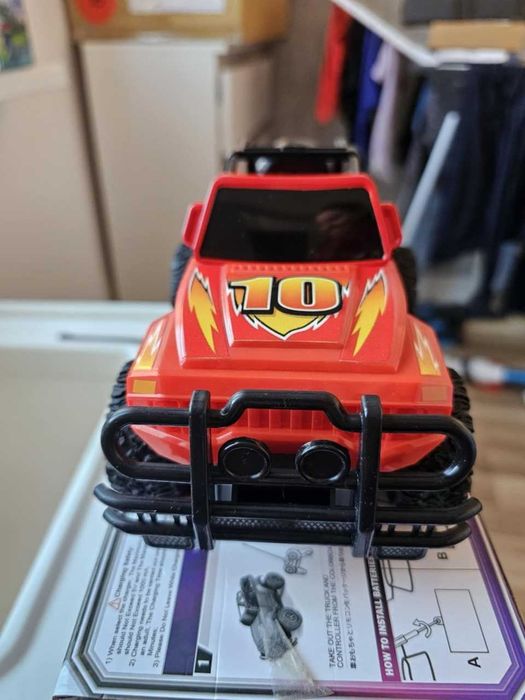 Elektryczny samochód zdalnie sterowany