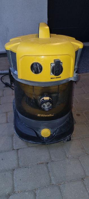 Zestaw Odkurzacz RIWALL do pyłu i Szlifierka MAJSTER LED do gładzi