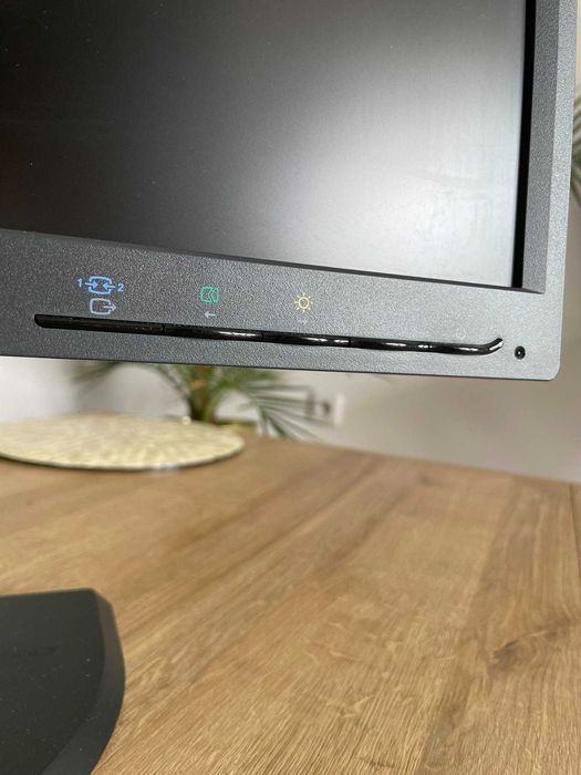 Monitor Lenovo ThinkVision 22''