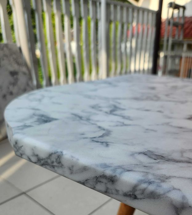 Нова під білий мармур стільниця ( столєшниця) для кутової кухні.