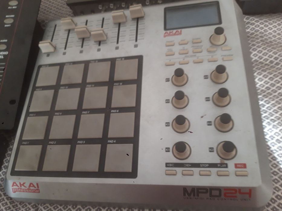 Głowy ruchome.sterowniki.konsole