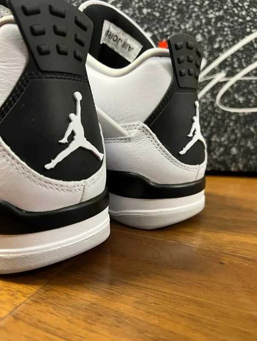 Jordan 4 Retro Military Black r.43