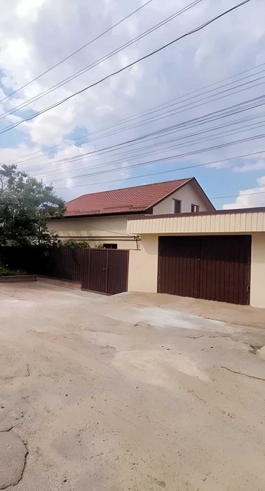 Продам Дом Мирный рядом АТБ, Детсад, Школа. Площадь дома 140 м.кв