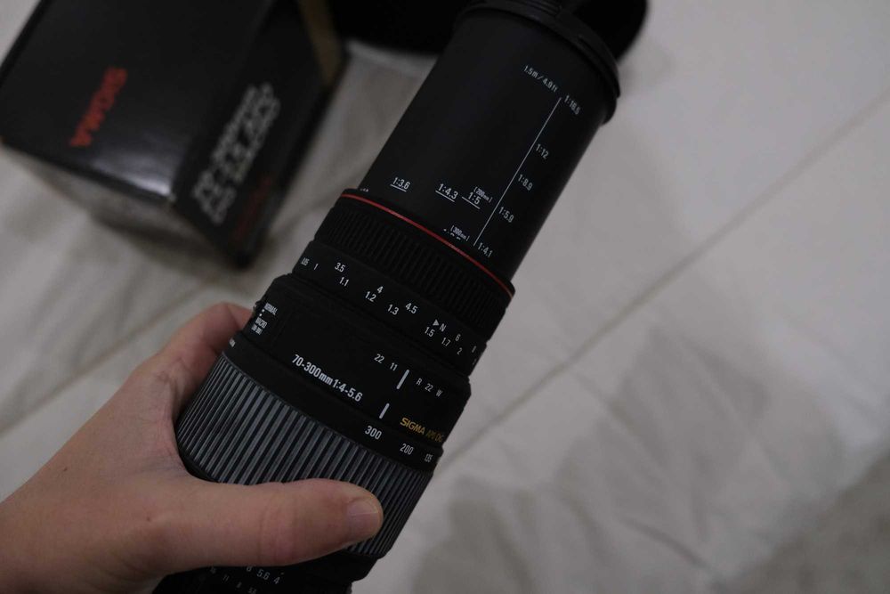 Objetiva Sigma 70-300 mm F/4-5.6 (Mount Nikon AF)