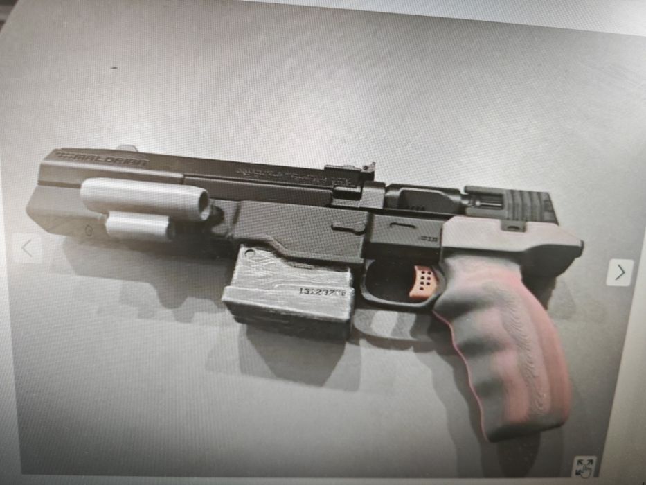 Zabawka pistolet Malorian - CyberPunk