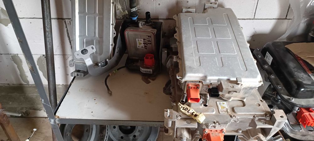 Батарея ford 150 інвертор акб акумулятор  ford f150 lightning