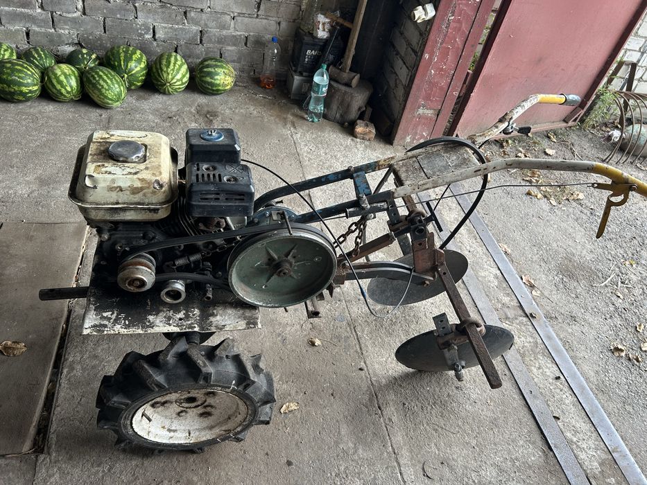 Продам бензиновий мотоблок