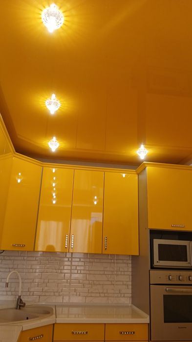 Будиночок ПОДОБОВО  зі СВІТЛОМ і теплом в ЦЕНТРІ міста !!!