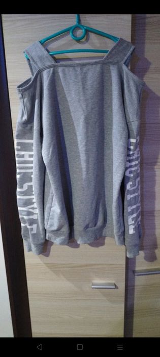 Bluza damska z odkrytymi ramionami