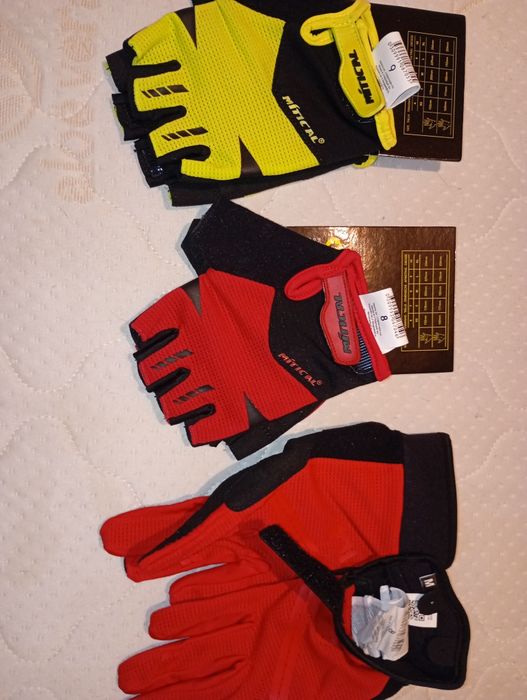 Conjunto de Três pares Luvas NOVO a estrear - Ciclismo