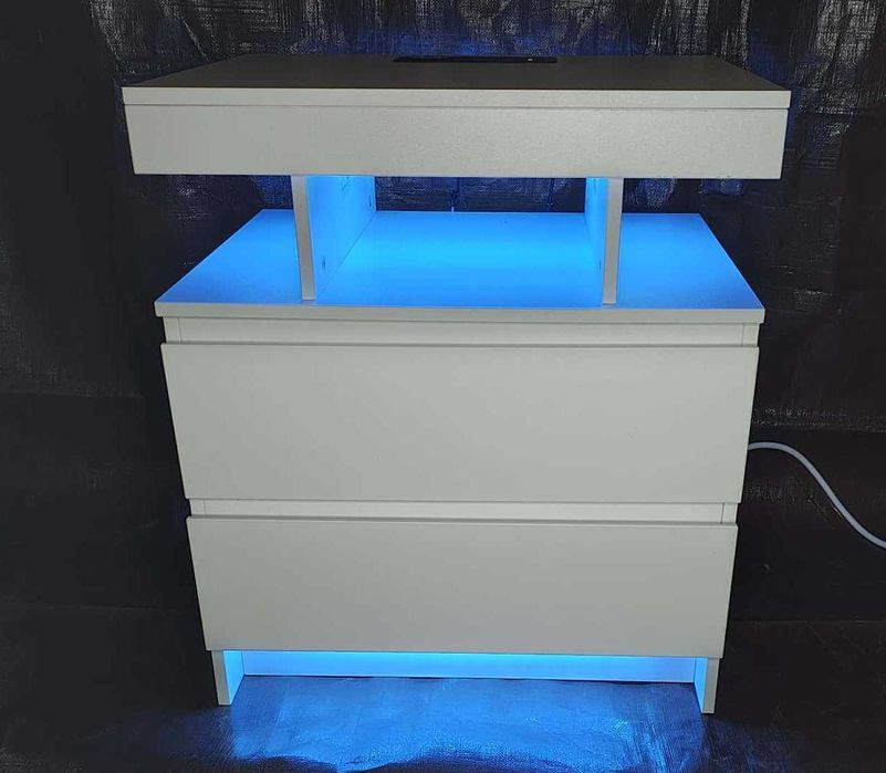 Szafka nocna, stolik boczny