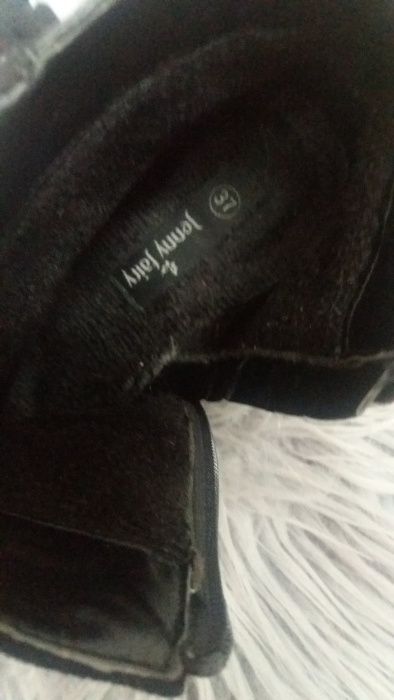 Czarne botki frędzle rozmiar 37 słupek