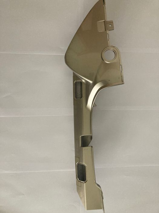 Tampa  lateral de trás à direita Yamaha FJR 2006 a 2012