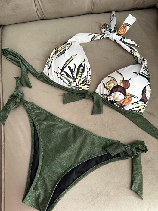 Красивый купальник.Раздельный купальний