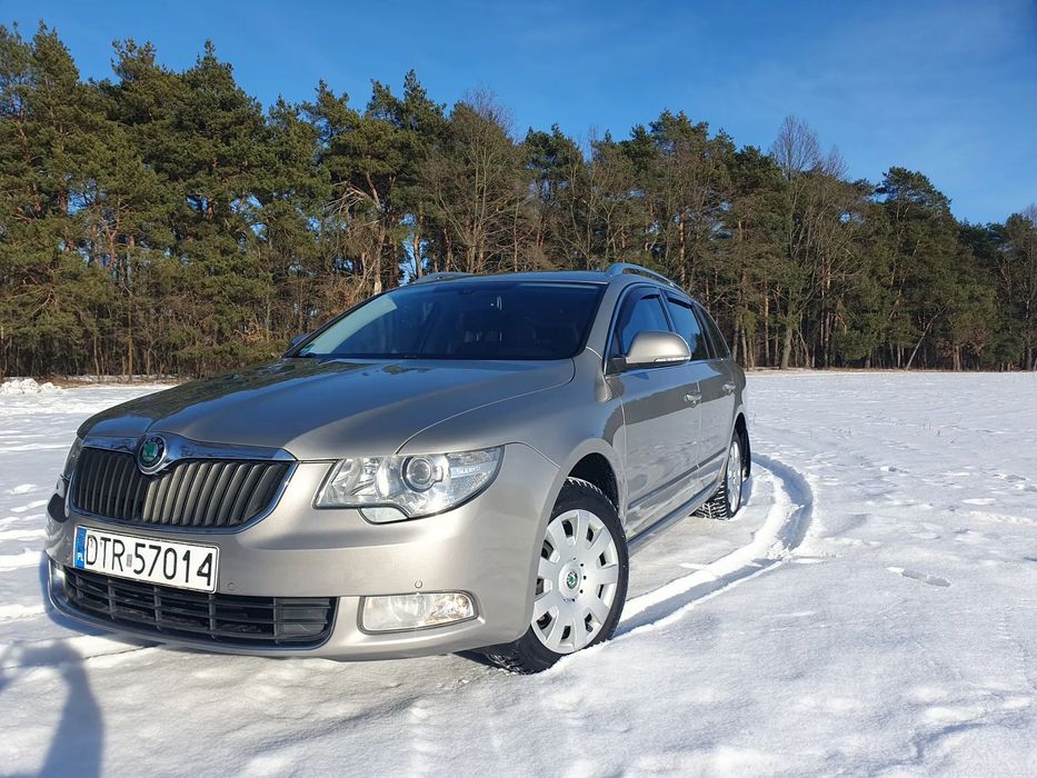 Skoda Superb SKODA Superb II DSG 4x4 2.0tdi